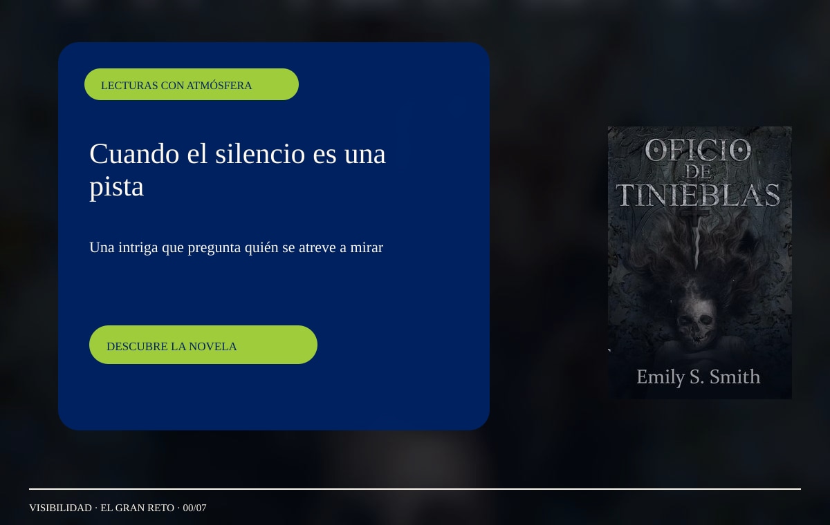 Cubierta de Oficio de Tinieblas ante una mesa de documentos y sombras, como invitación a leer una intriga